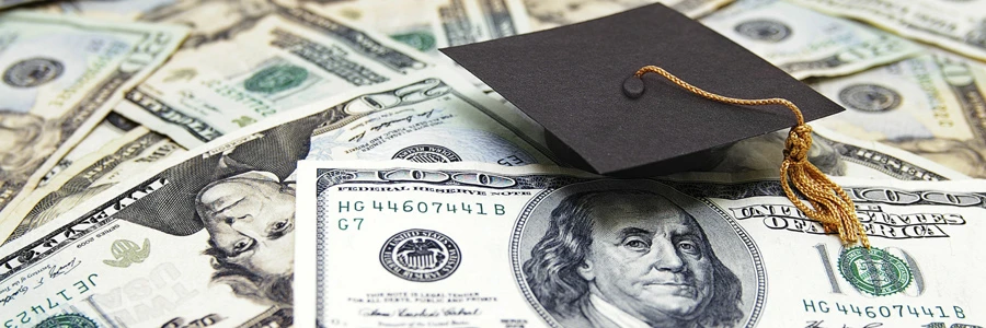 Recursos del Campus para Ayudarte a Ahorrar Dinero en el Colegio