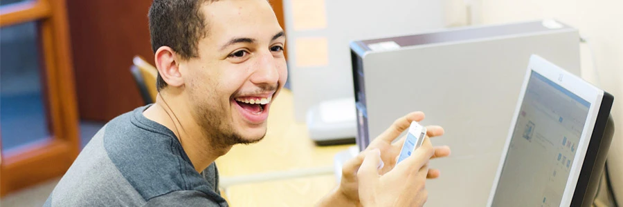 4 Reasons to Make a LinkedIn Profile