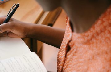 Writing Prompts to Relieve Stress & Calm Anxiety