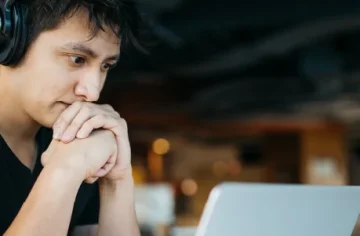 How to Research Schools & Build Your College List